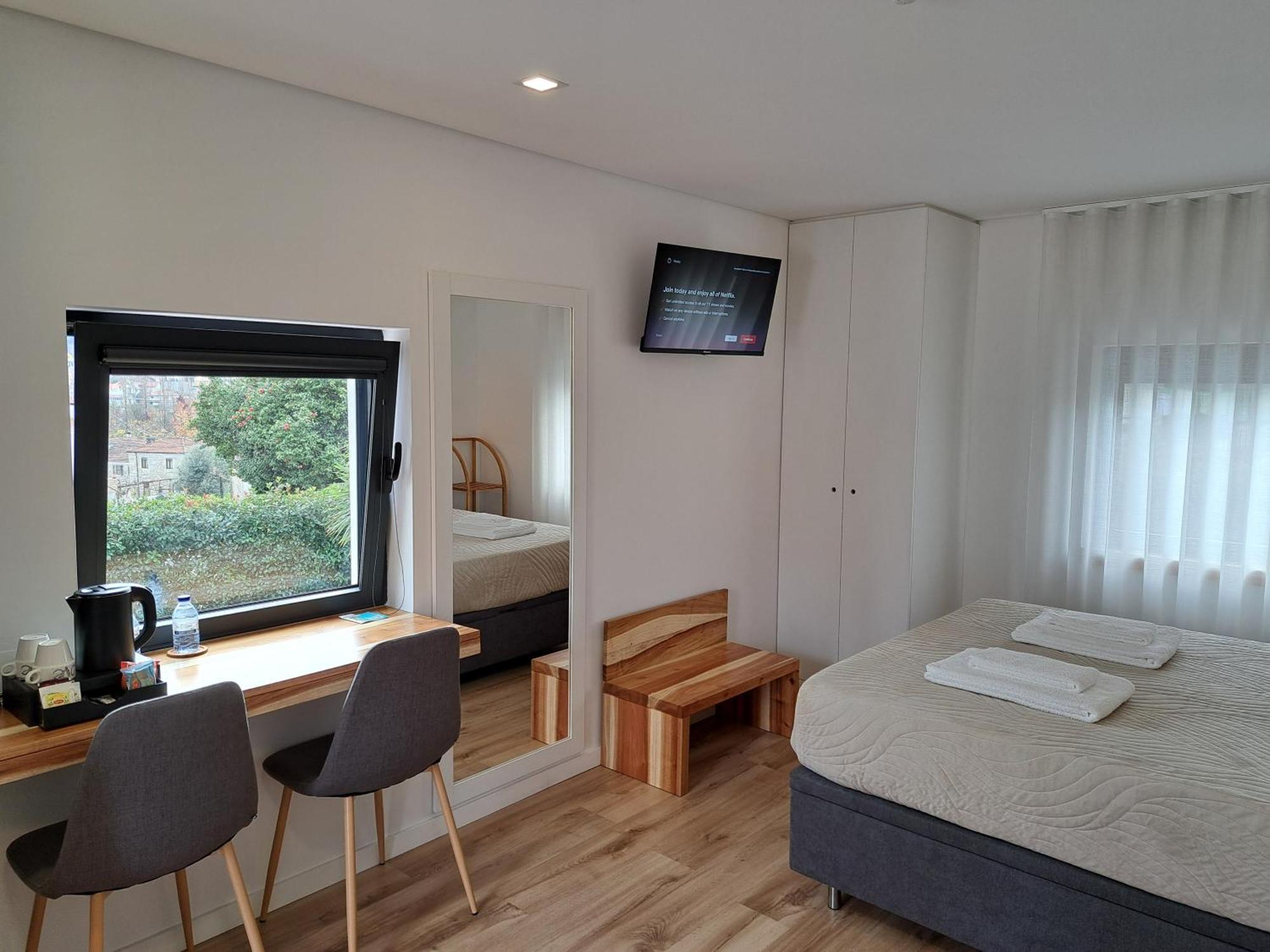 Agrafonte Guest House ปาโซส เด เฟเฮรา ภายนอก รูปภาพ