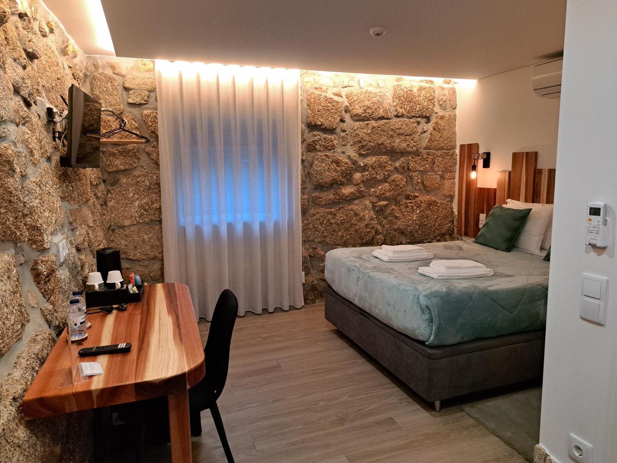 Agrafonte Guest House ปาโซส เด เฟเฮรา ภายนอก รูปภาพ