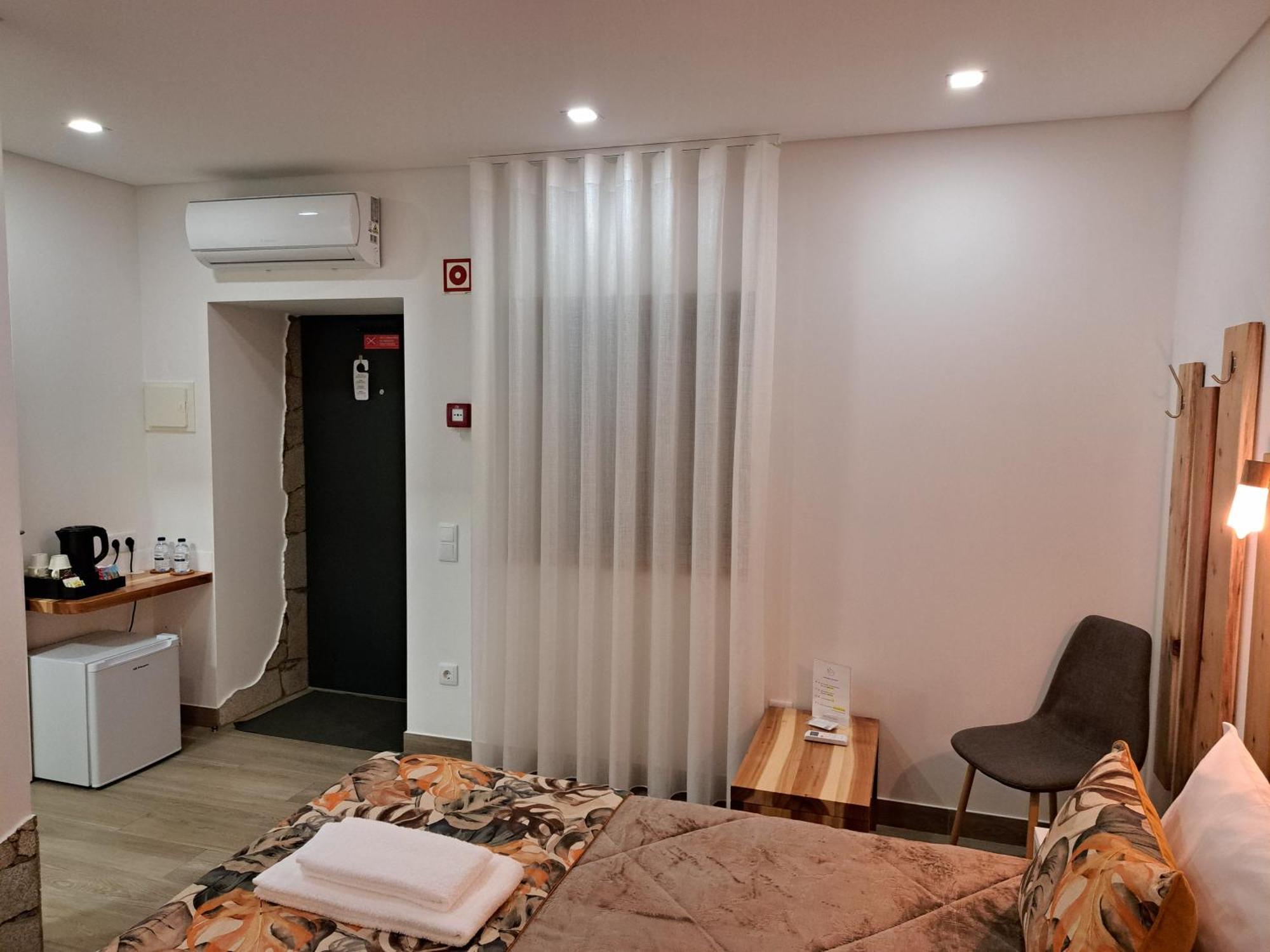 Agrafonte Guest House ปาโซส เด เฟเฮรา ภายนอก รูปภาพ